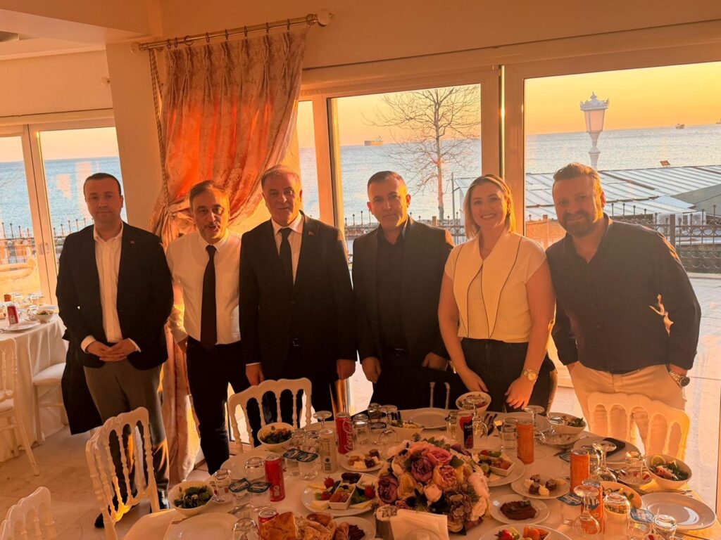 BÜYİD olarak, İstanbul Büyükşehir Belediye Başkan Vekili Nuri Aslan’ın iş insanlarına yönelik düzenlediği iftar davetine katılım sağladık.